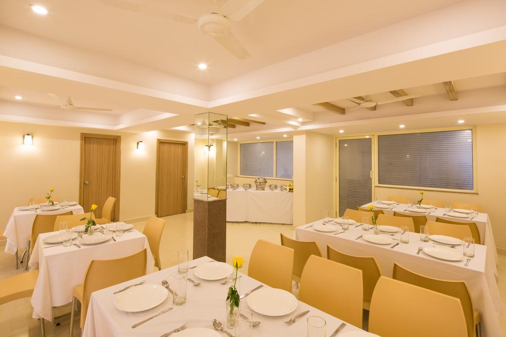 M商务酒店 Vāsco Da Gāma 外观 照片