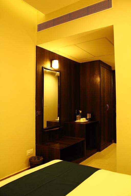M商务酒店 Vāsco Da Gāma 外观 照片